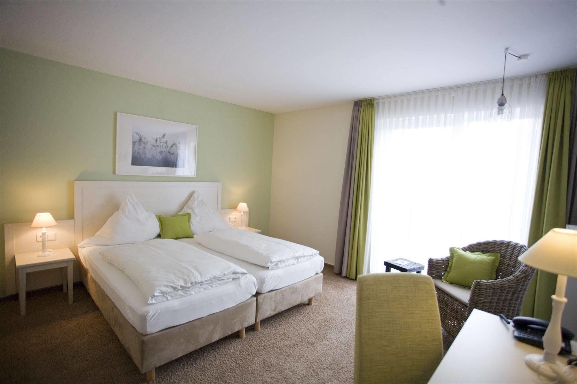 Paulsen'S Landhotel Und Restaurant Bohmstedt Zewnętrze zdjęcie