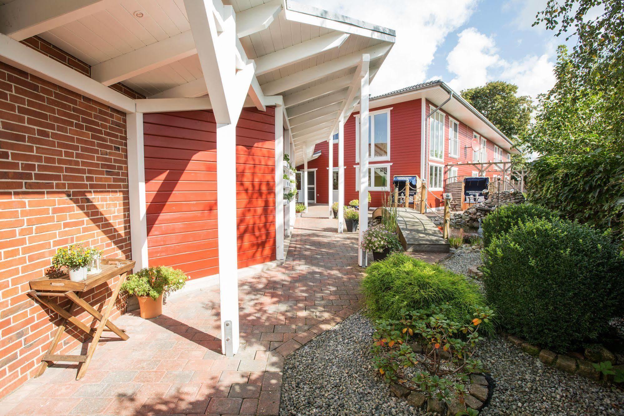 Paulsen'S Landhotel Und Restaurant Bohmstedt Zewnętrze zdjęcie